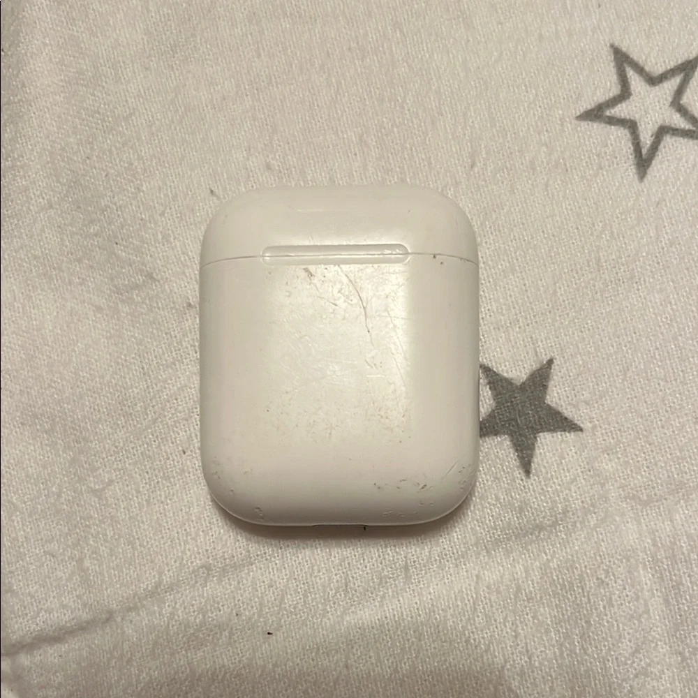 Apple Airpods Charging Case
